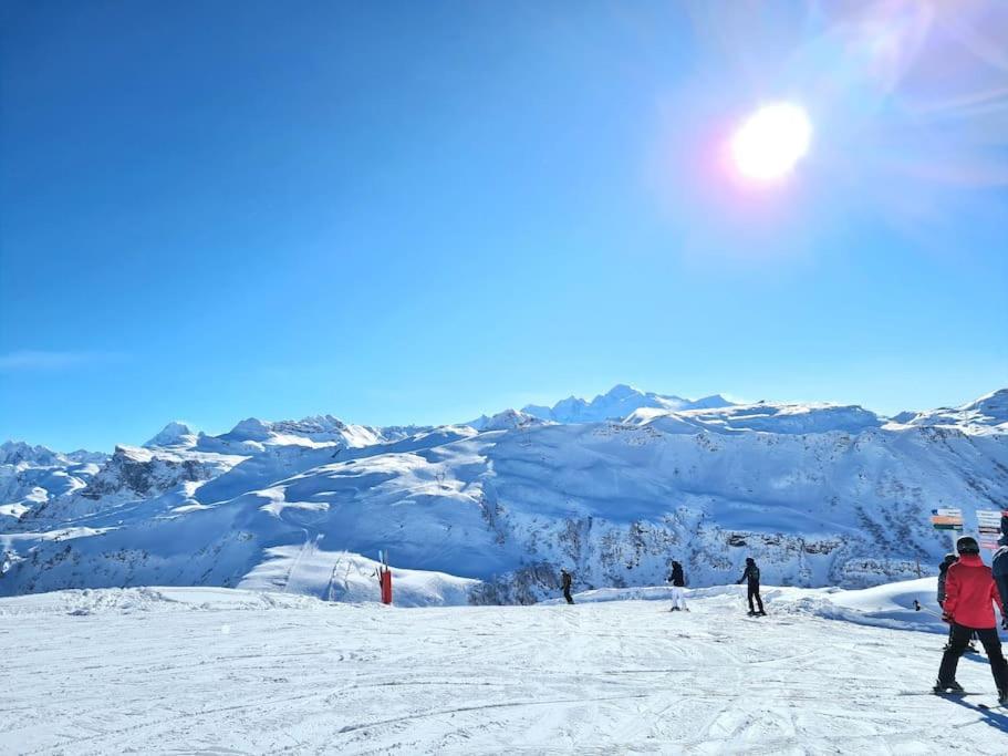 Appartement Le D12 Samoëns Zewnętrze zdjęcie